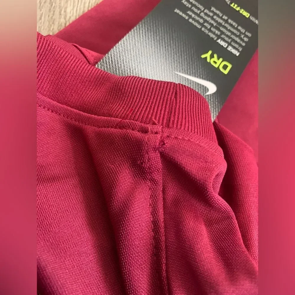 Nike woman’s football/ soccer Jersey